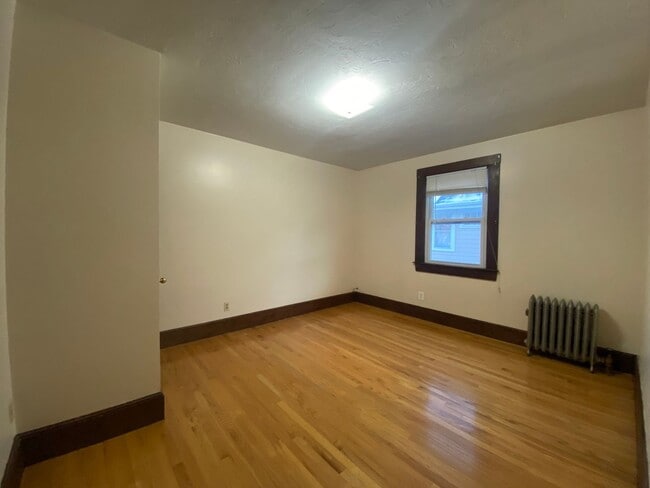 Building Photo - 229-231 Independence Ave