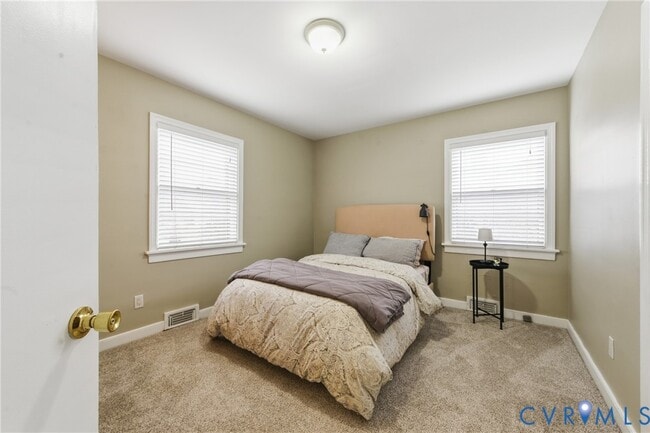 Building Photo - 4910 Monumental St