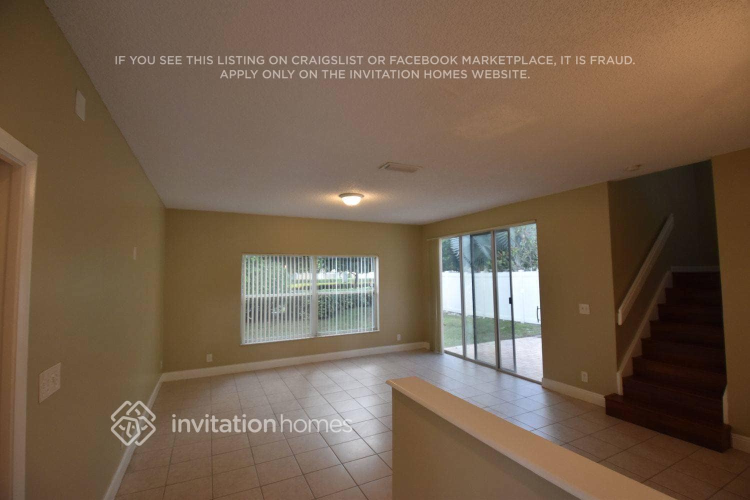 Building Photo - 17860 SW 11th Ct