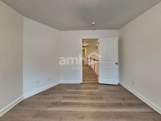 Building Photo - 4610 Baylor St