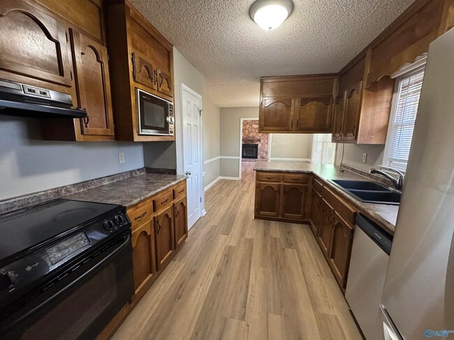 Building Photo - 309 Glenwood Dr