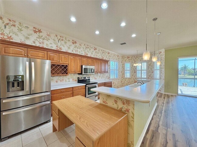 Building Photo - 2595 Salzburg Loop