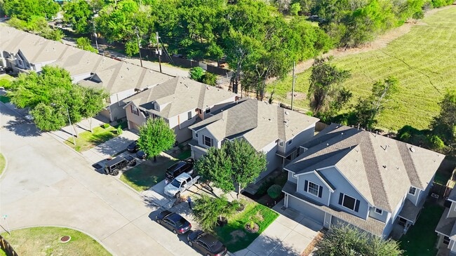 Building Photo - 2907 Hackamore Ln