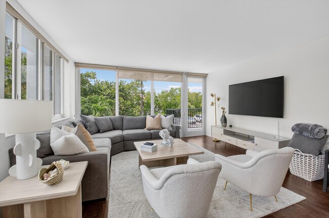 Building Photo - 4750 S Ocean Blvd