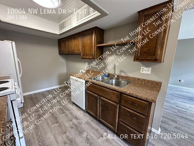 Building Photo - 10004 NW Lema Dr