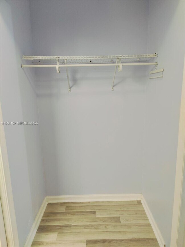 Building Photo - 1139 Freshwater Lakes Dr