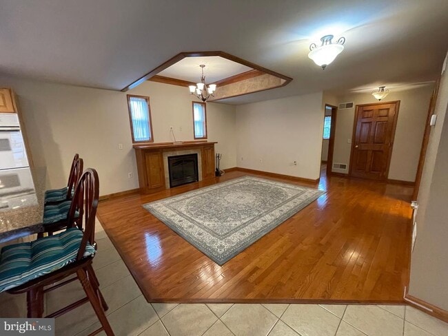 Building Photo - 210 N Centre Ave