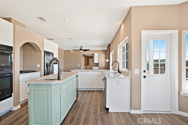 Building Photo - 35700 Trabuco Dr