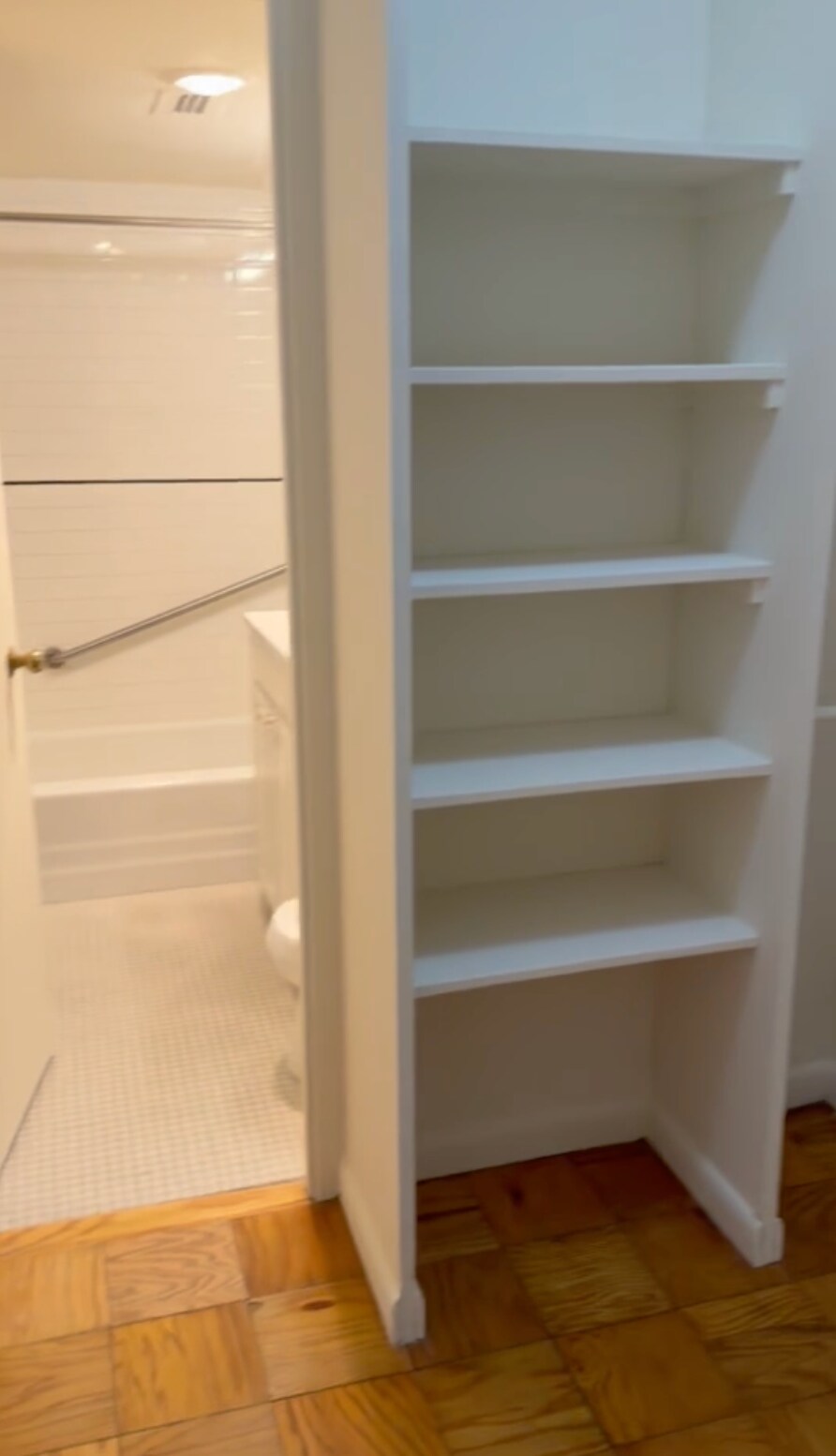 Building Photo - 57 Monmouth St