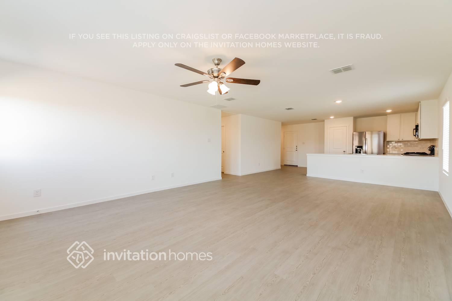 Building Photo - 1724 Poptic Ln