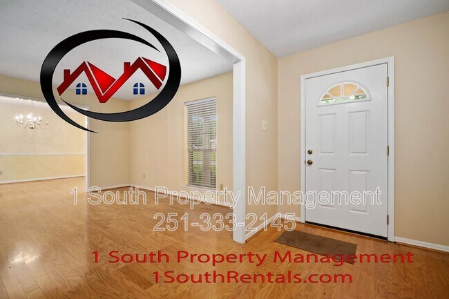 Building Photo - 2205 Woodhillcrest Dr