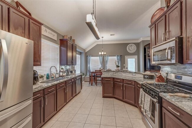 Building Photo - 23414 Goldking Cross Ct