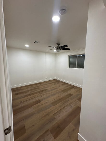 Building Photo - 1231 W 400 S