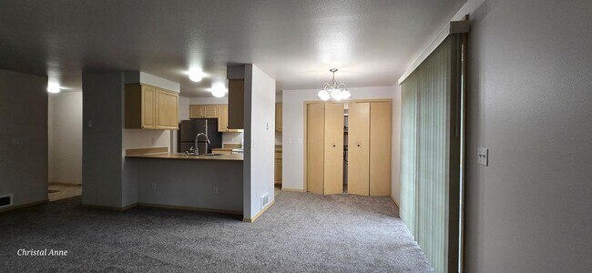 Building Photo - 3 Bedroom 2 bath in Lake Limerick