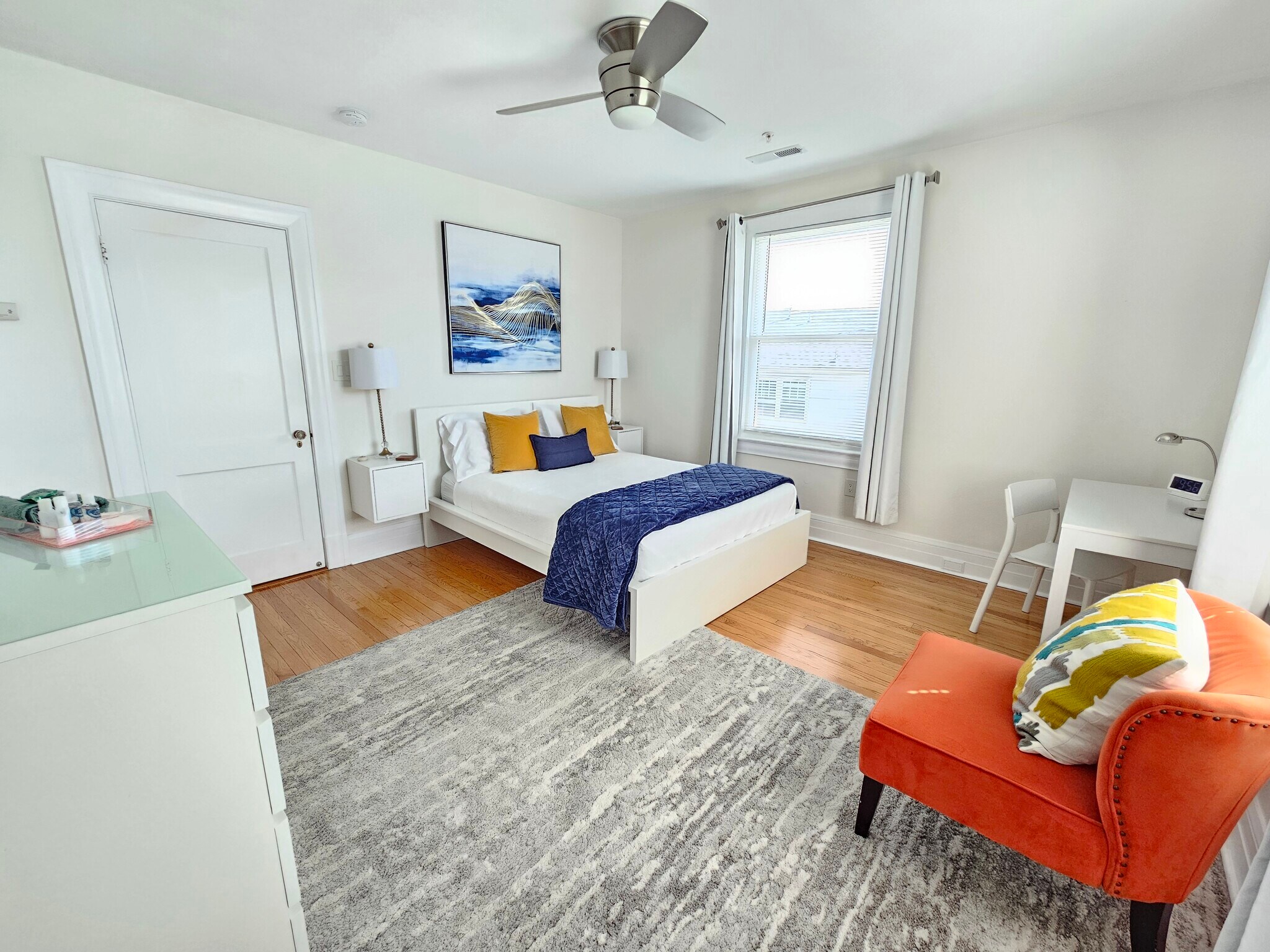 Building Photo - 3541 Fort Ave