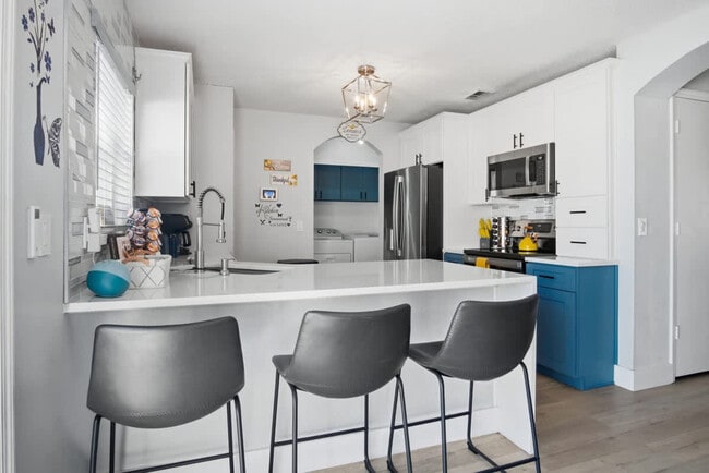 Building Photo - 13115 Ashington Pointe Dr