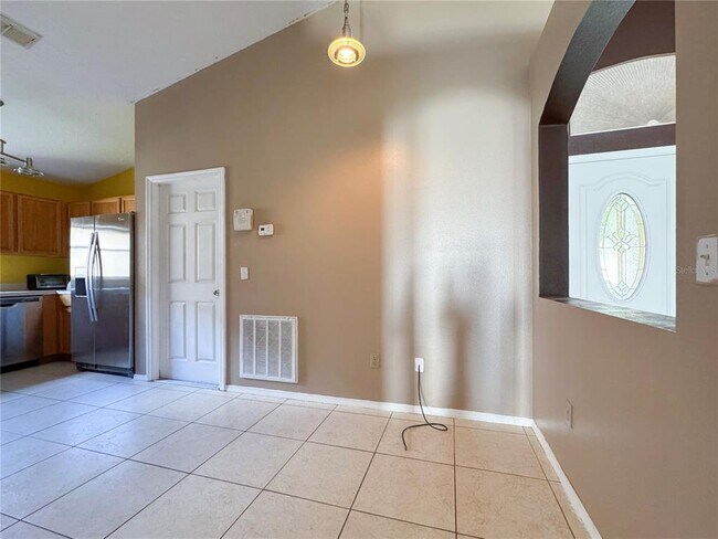 Building Photo - 2313 Ole Hickory Dr