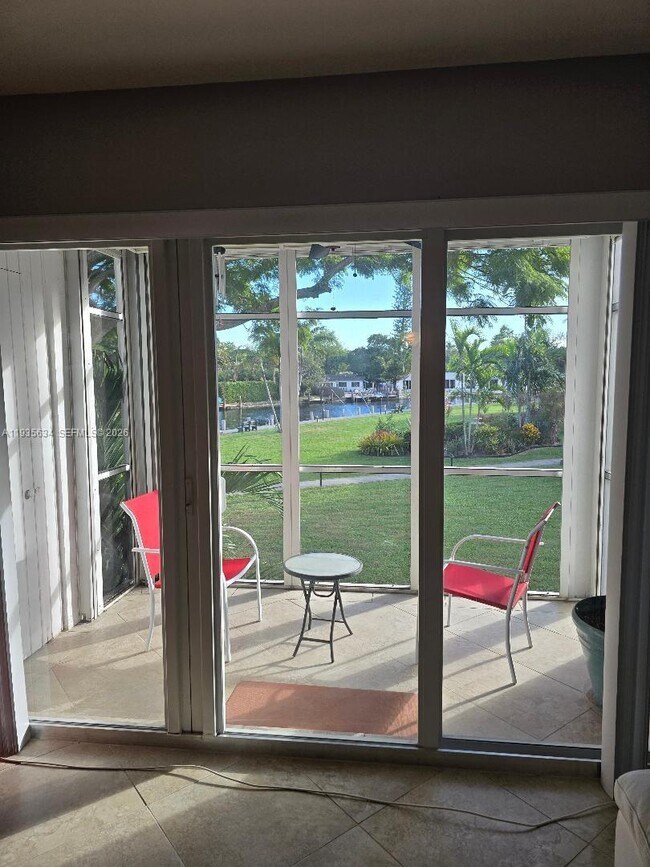 Building Photo - 2990 NE 16th Ave