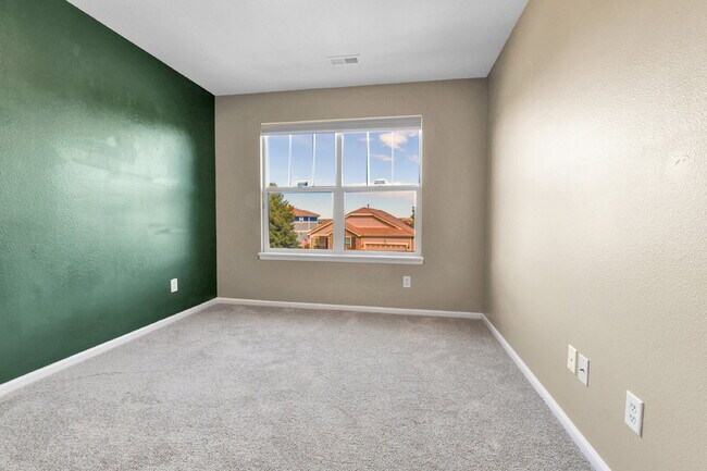 Building Photo - $2,995 - 4 Bed, 2.5 Bath Home in Parker wi...