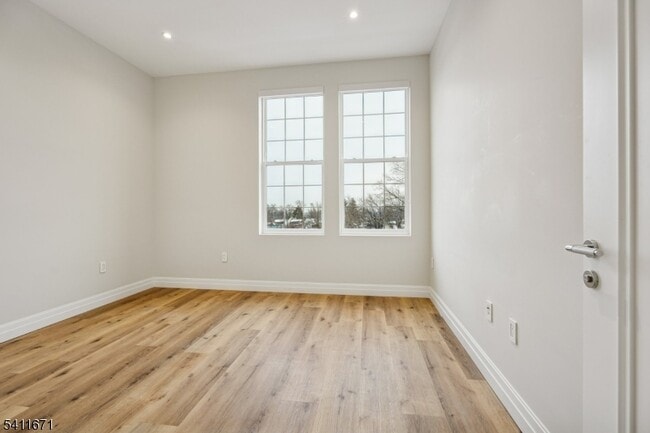 Building Photo - 1722 Springfield Ave