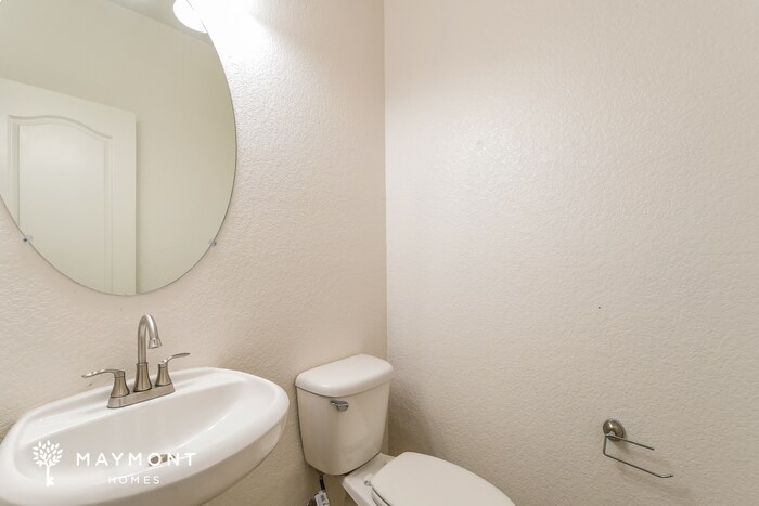 Building Photo - 4210 S Mariposa Dr