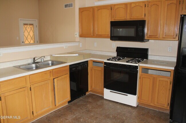 Building Photo - 11613 Sandy Plateau Cir