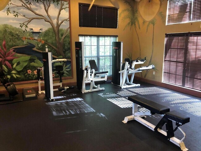 Building Photo - 1100 Scotia Dr