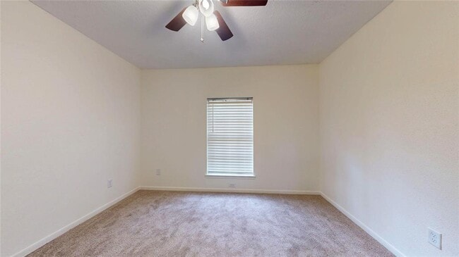 Building Photo - 14919 Forest Trails Dr