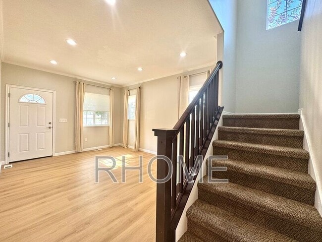 Building Photo - 13567 Florenza Way