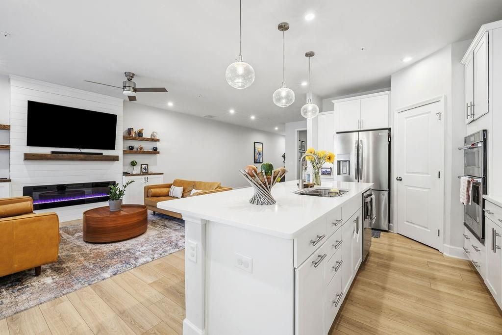 Building Photo - 440 Millsap Wy