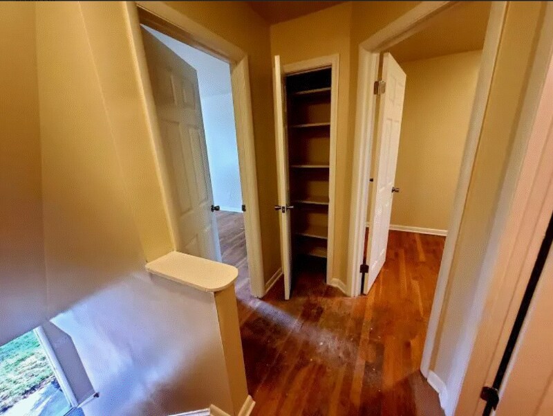 Building Photo - 1708 Carlisle Ave