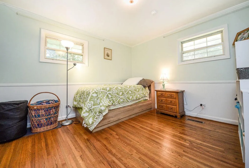 bedroom 2 - 2506 Elm Dr NE