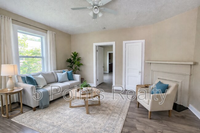 Building Photo - 203 Morrison St