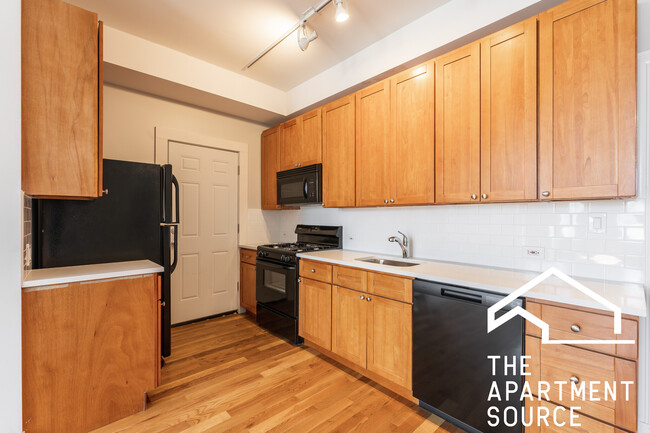 Primary Photo - 1846 W 18th St
