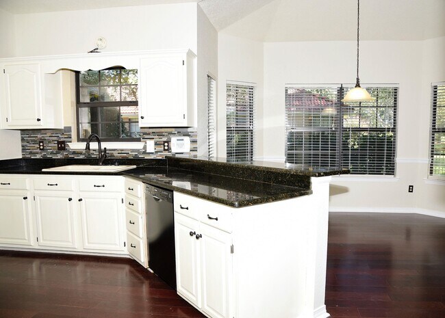Building Photo - 116 Baywind Dr
