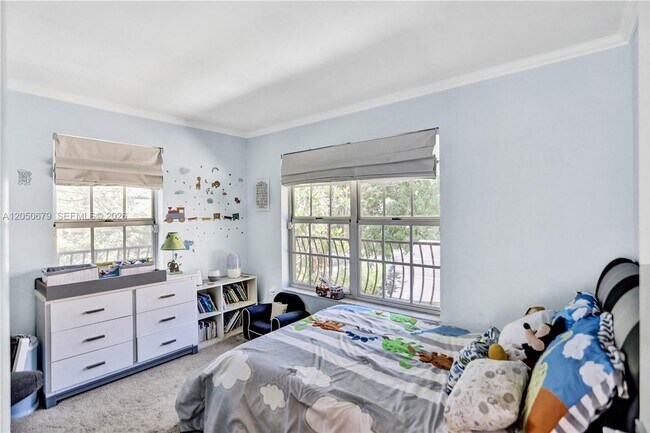 Building Photo - 3135 Gifford Ln