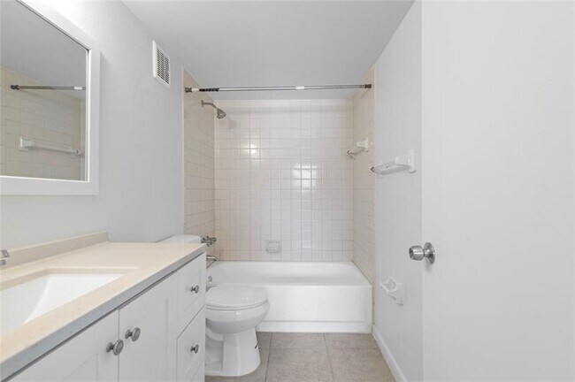 Building Photo - 2082 NW 43 Terrace