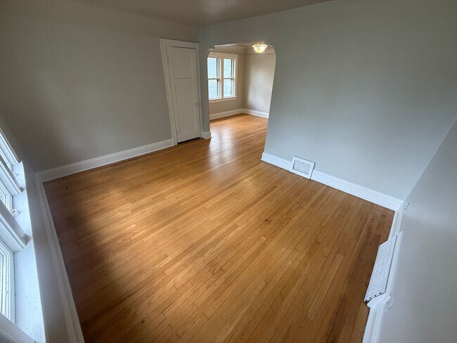 Building Photo - 2639 N 55th St