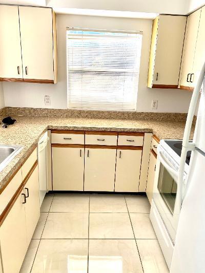 Building Photo - 2333 Feather Sound Dr