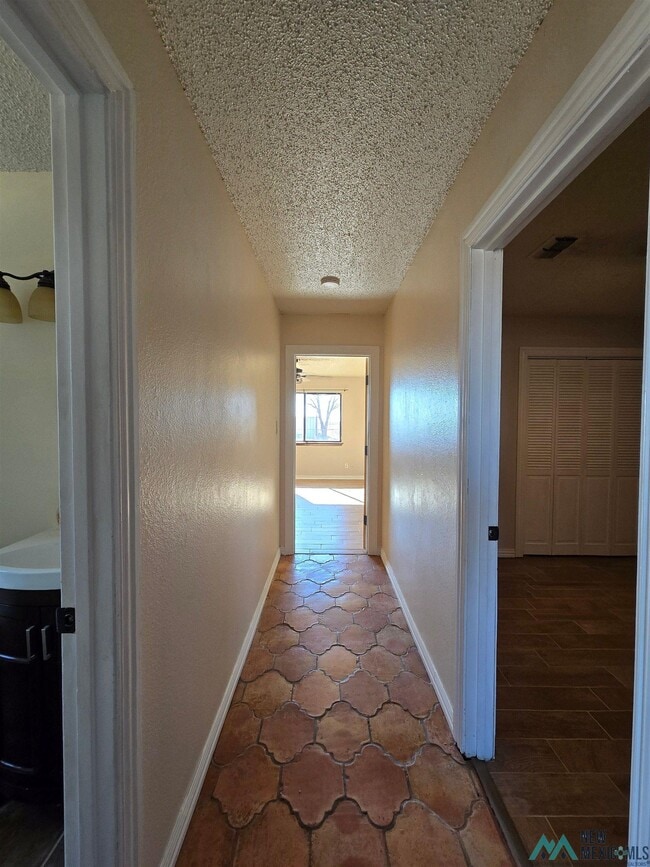 Building Photo - 1091 C R S