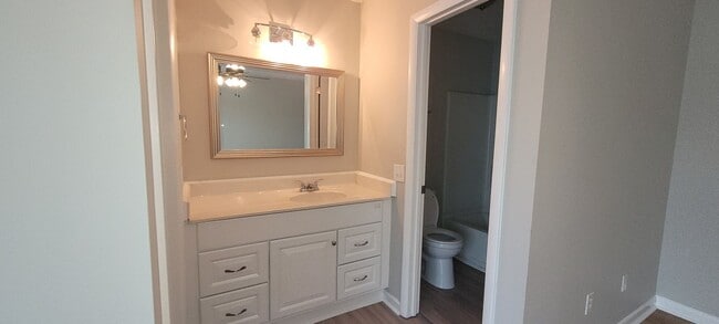 Building Photo - Clean 3 bedrooms, 2 baths, single garage w/remote control, and fenced yard!!