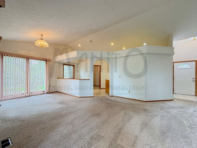 Building Photo - 5002 S Morrill Ln