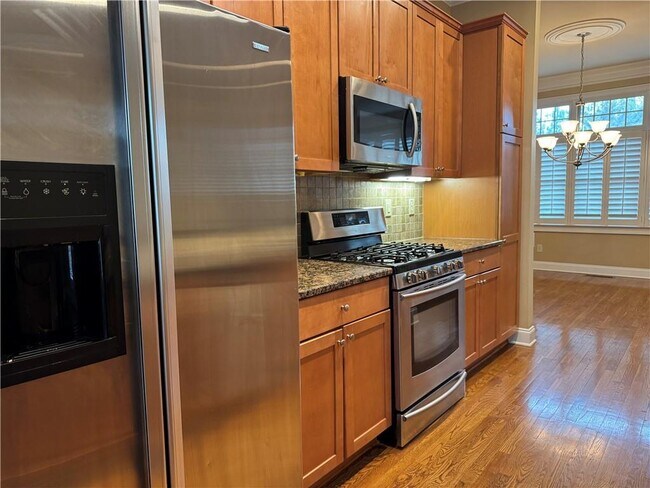 Building Photo - 1258 DeKalb Ave NE