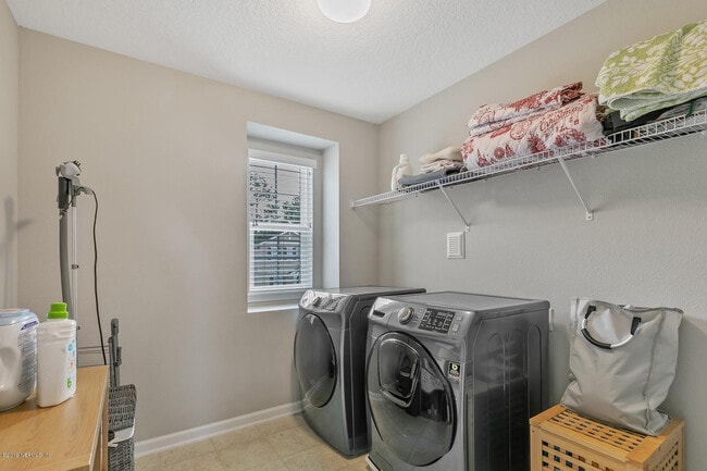 Building Photo - 258 Heritage Oaks Dr