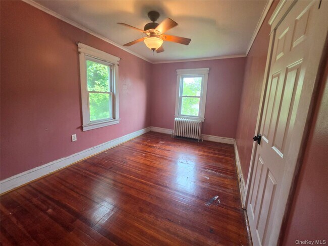Building Photo - 81 Waring Pl
