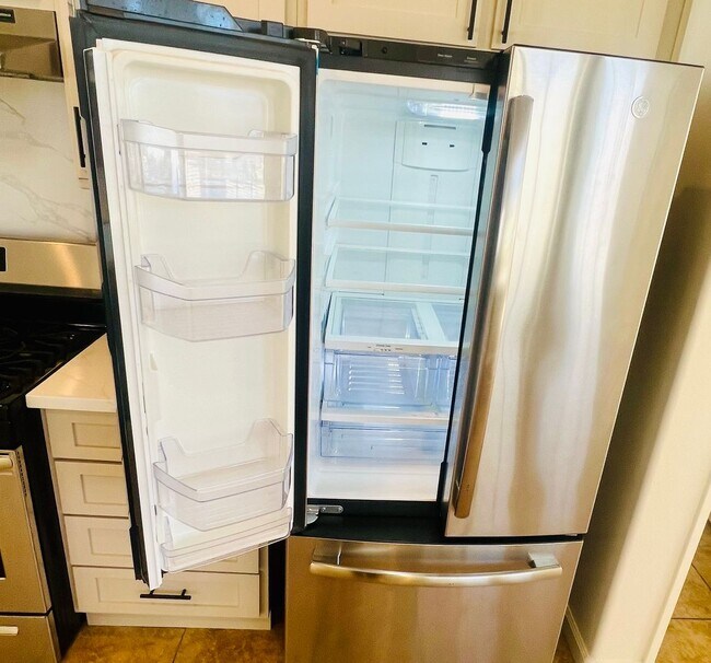 Building Photo - Charming Single-Story 3-Bedroom Home with Bonus Room