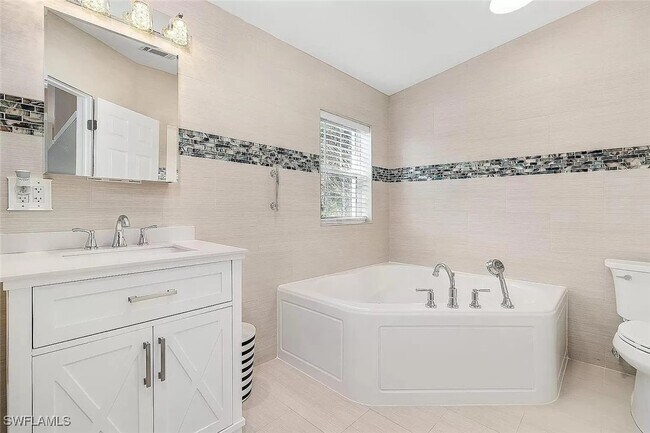 Building Photo - 5401 Game Bird Ln
