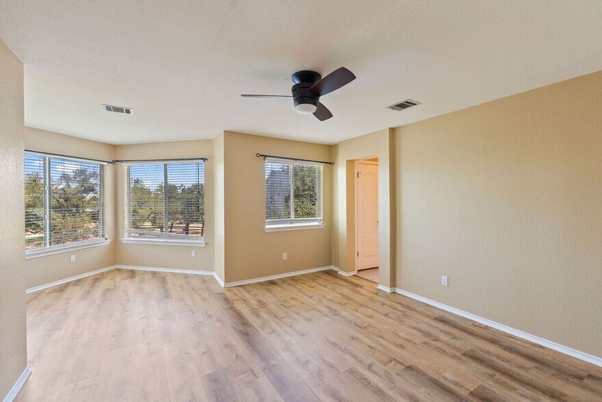 Building Photo - 1217 Stepp Bend