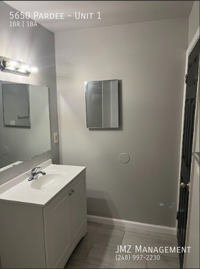 Building Photo - 5650 Pardee-Unit 1