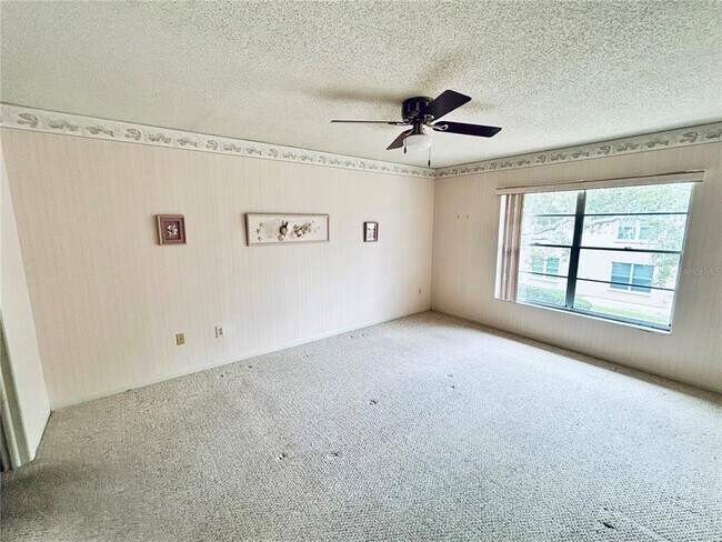 Building Photo - 4826 Myrtle Oak Dr